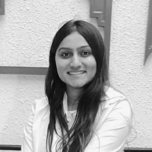 Ms.khushboo thakkar-Best-clinical-psychologist-in-Ahmedabad